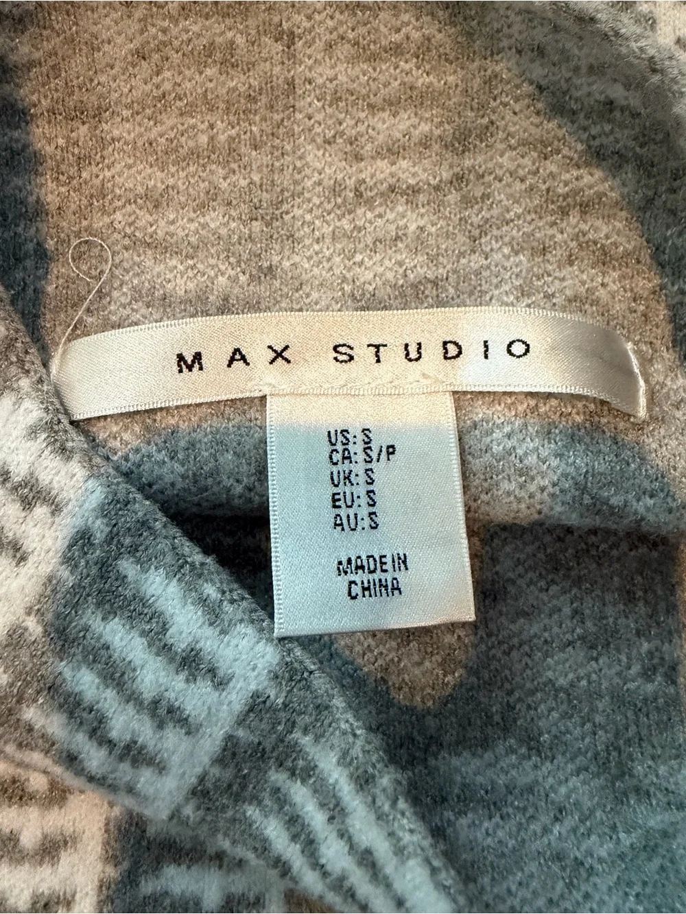 Max Studio soft knit